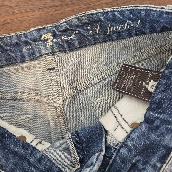 7 for all  Mankind jean cutoff shorts size 24   #124 - Picture 3 of 4